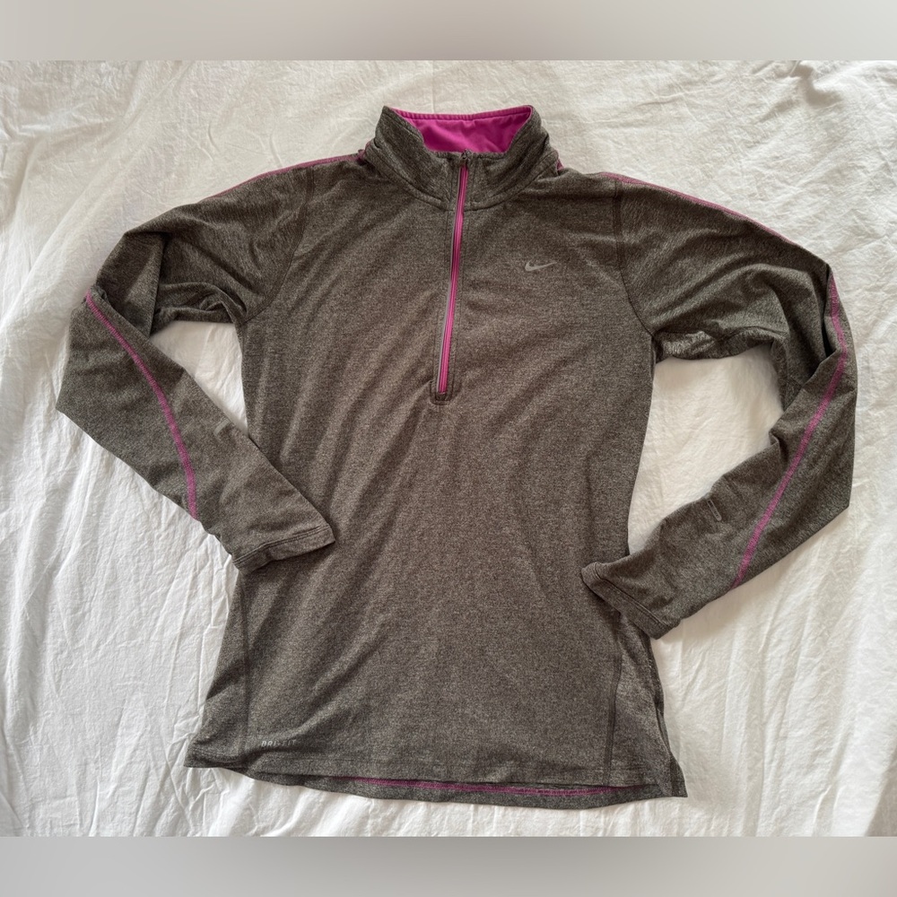 Nike Women’s Dry-Fit Long-Sleeve Running Top - Small